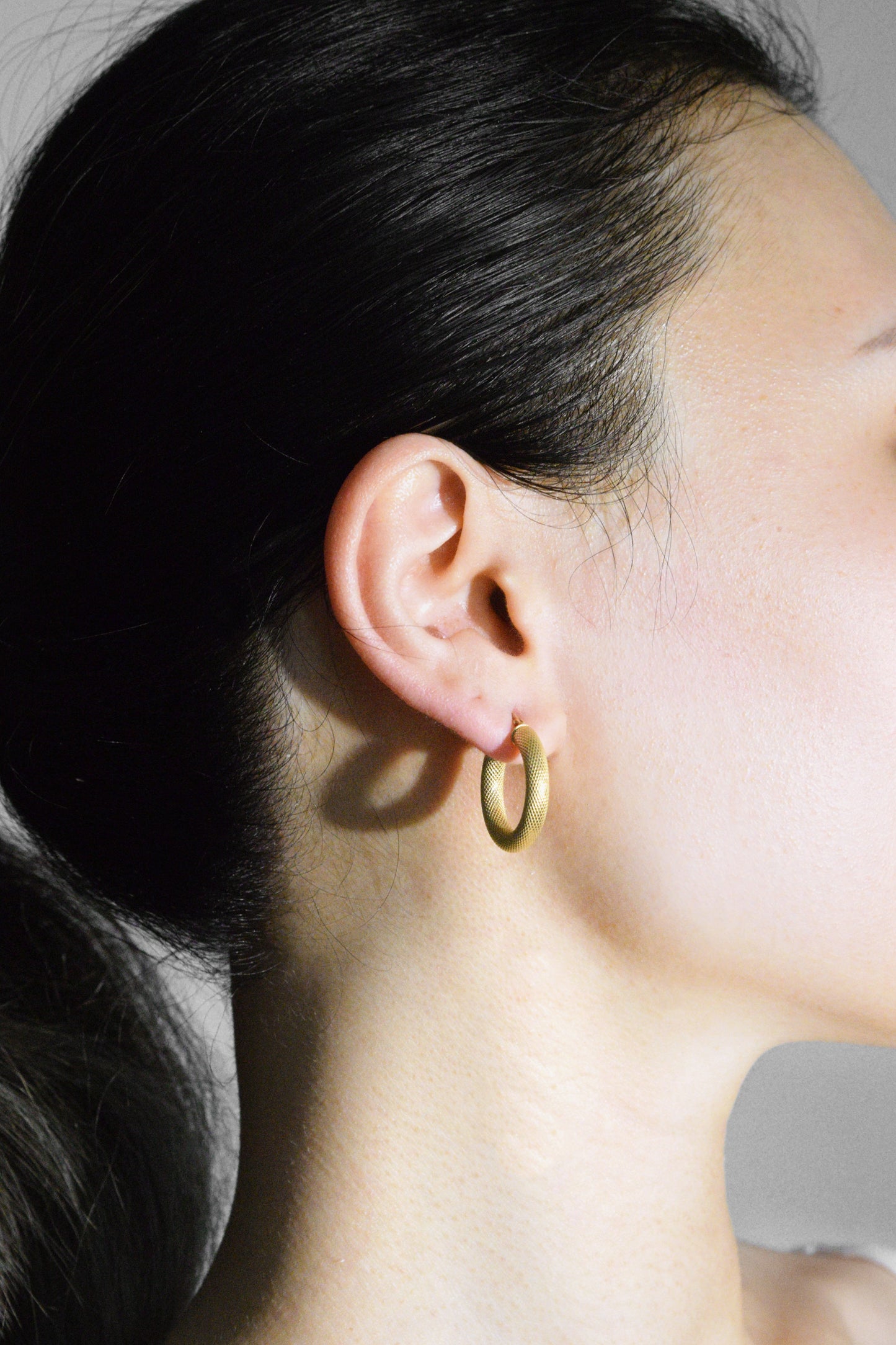 Fluorescent earrings